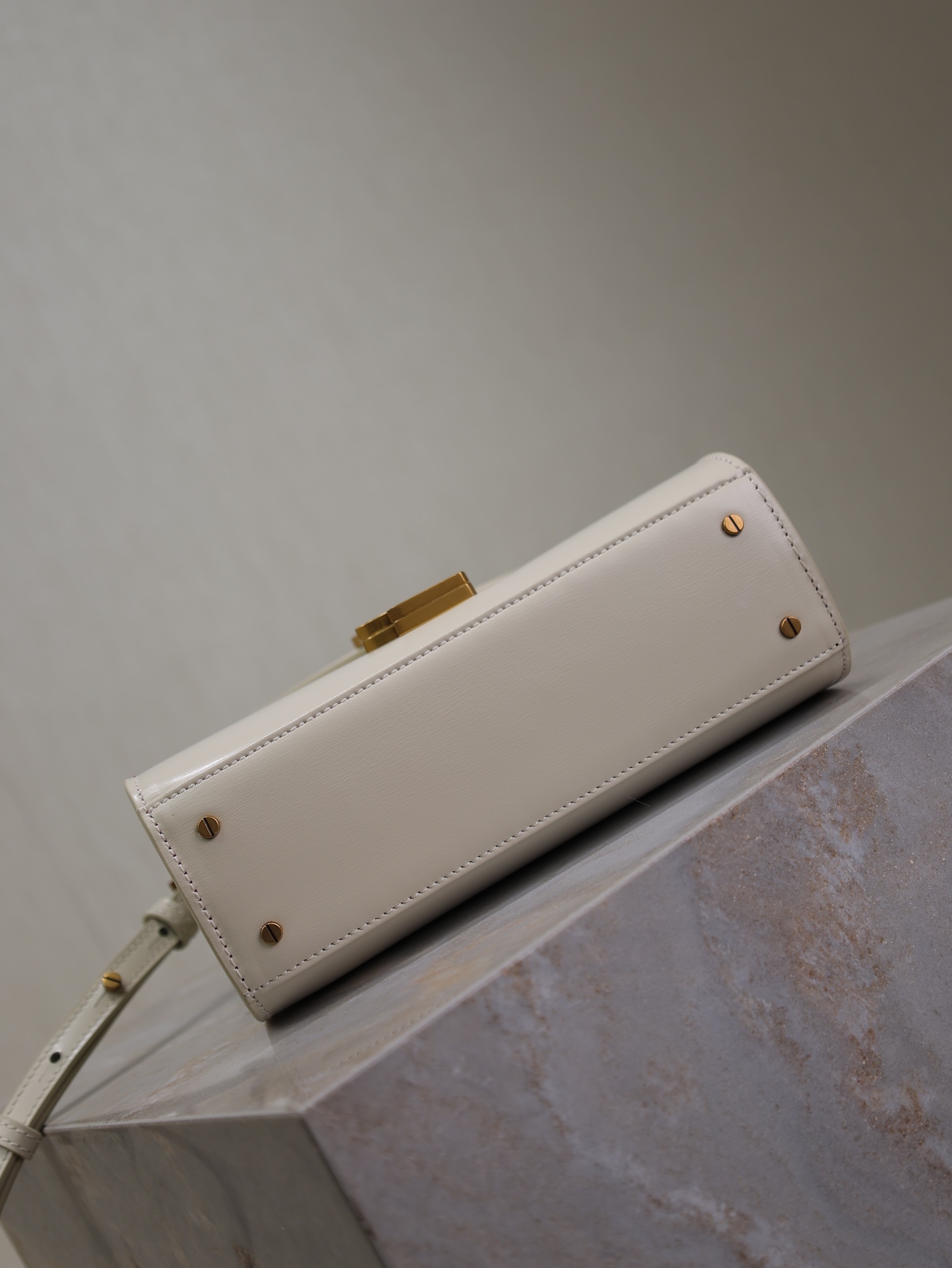 Y51 cassandra bag-20*16*7.5cm