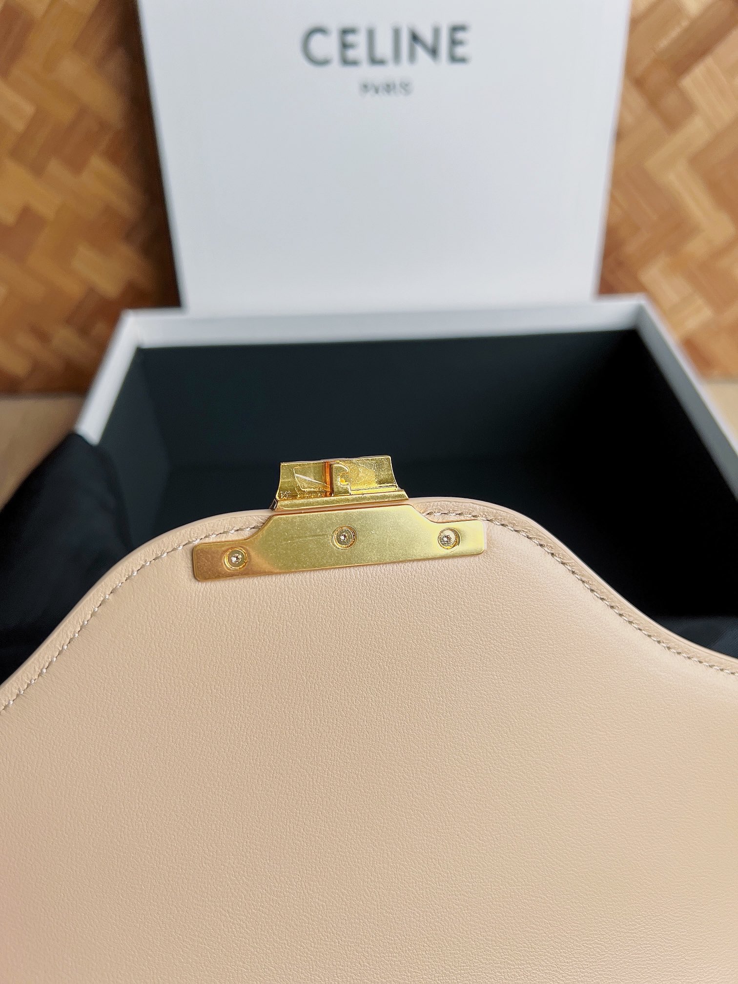 Ce**e triomphe chain square bag-24.5*17*4cm