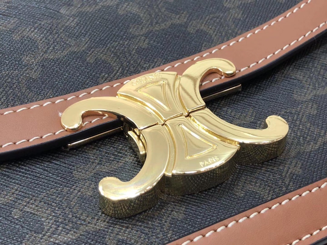 Celin Triomphe Shoulder Bag-18.5X 14 X 6CM