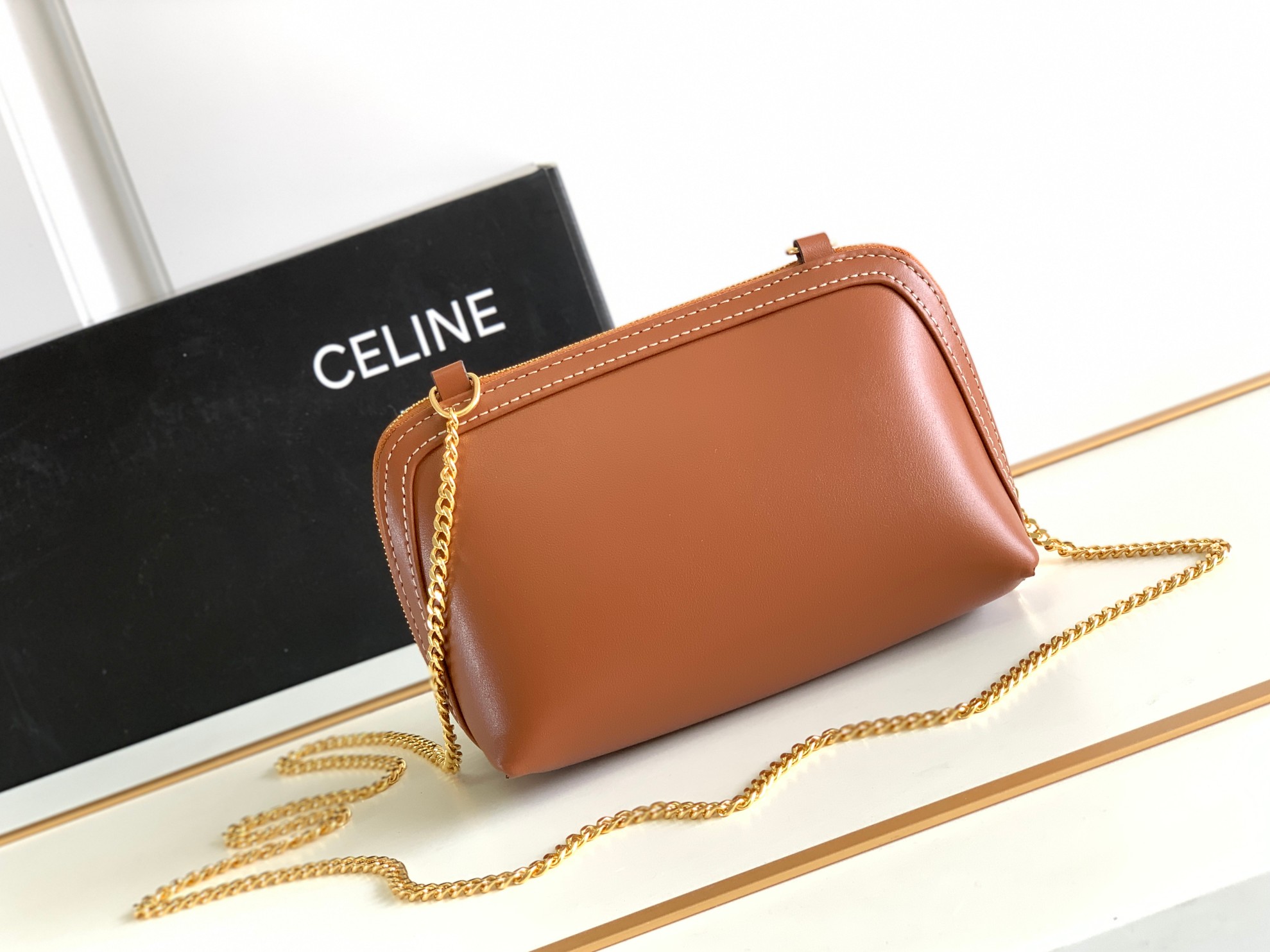 Celin Triomphe Shell Bag-16 X 11X 8CM