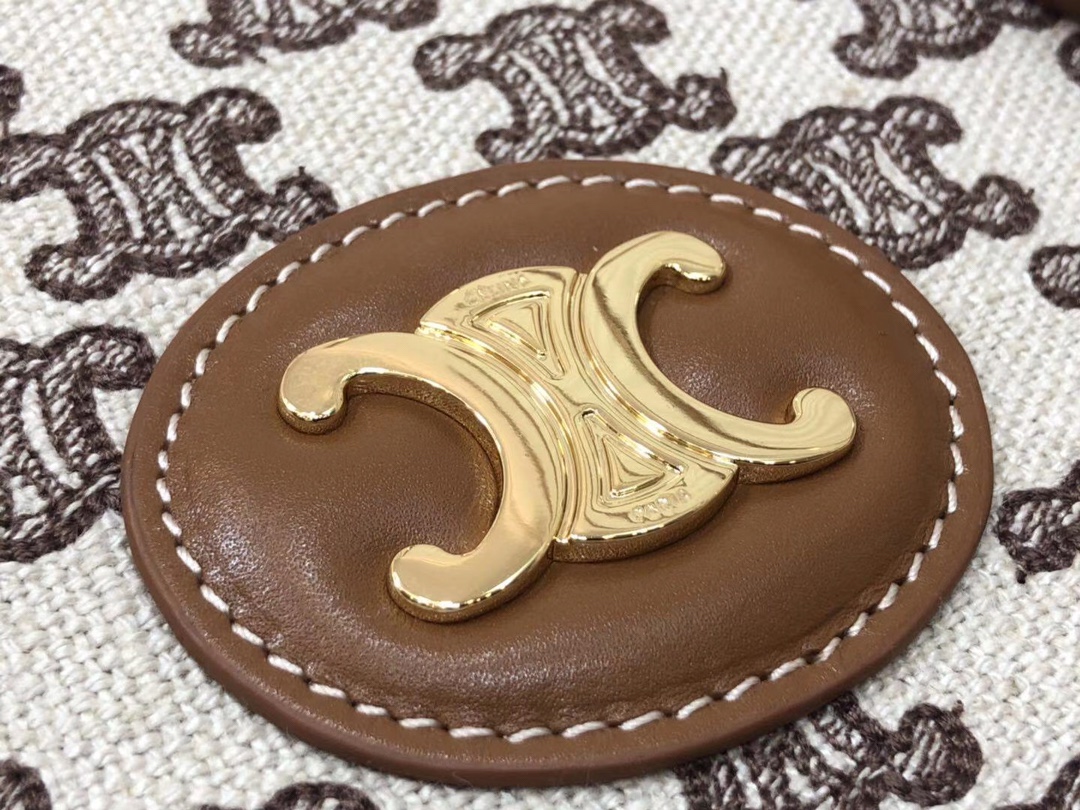 Celin Cabas Triomphe Tote-43*31* 15CM