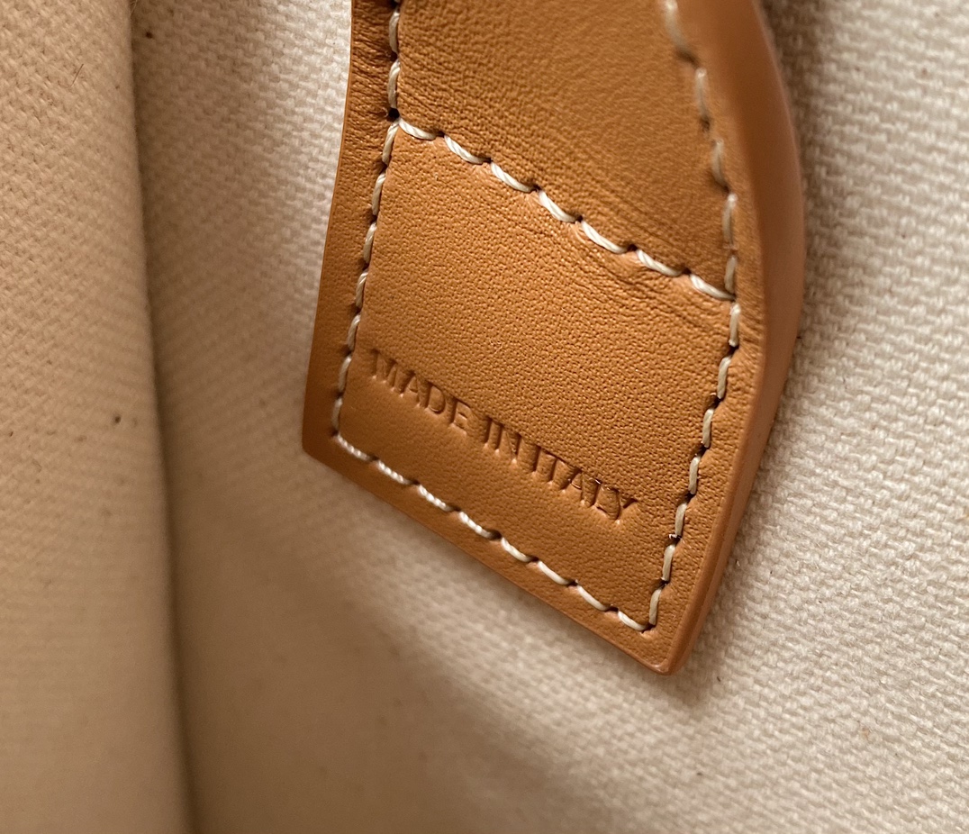 Celin Triomphe Tote-17*21*4CM