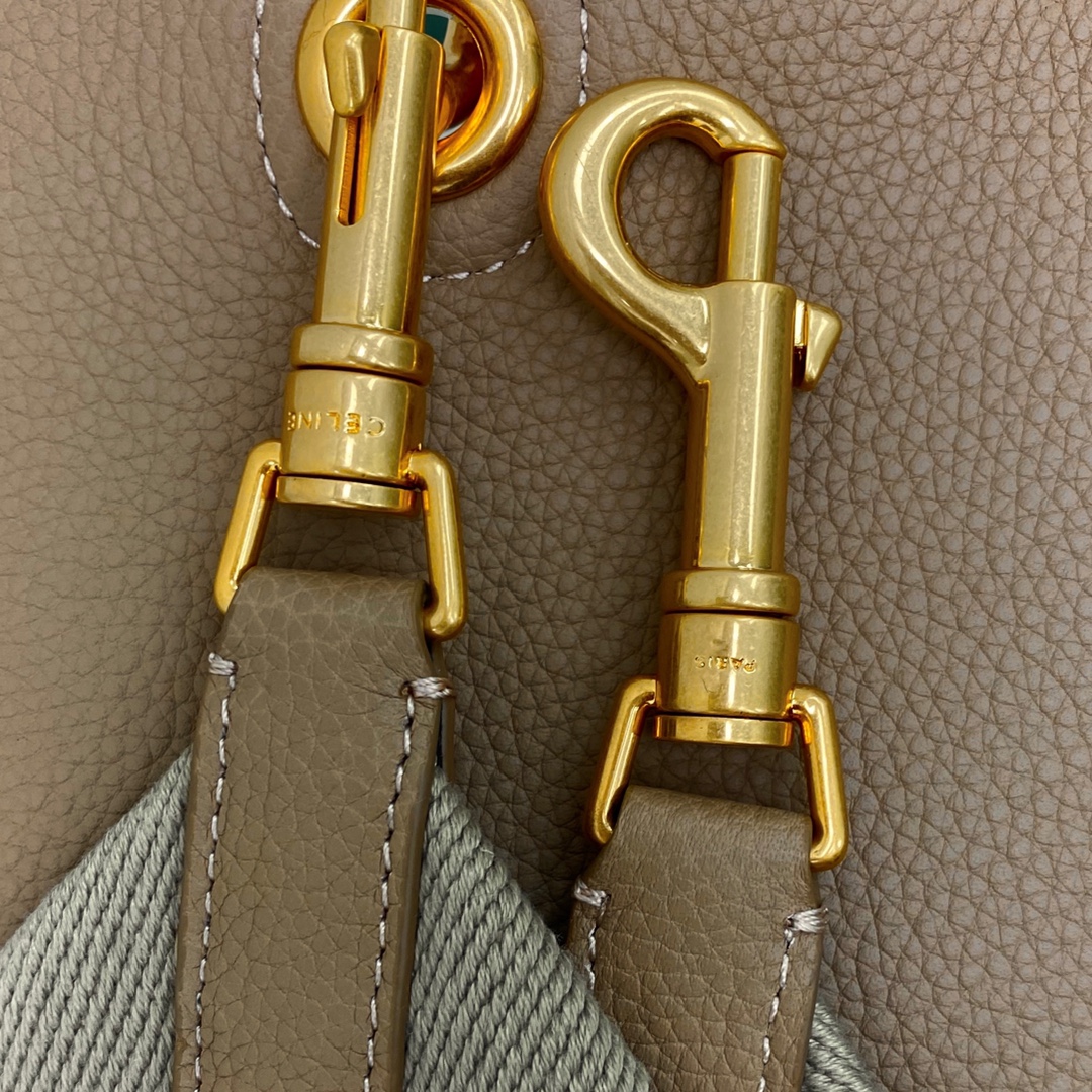 Ce**e sangle bag-23*17*33cm