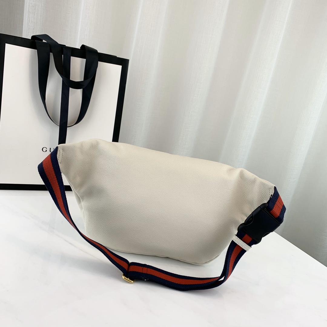 G*u*i waist bag-28×18×8cm