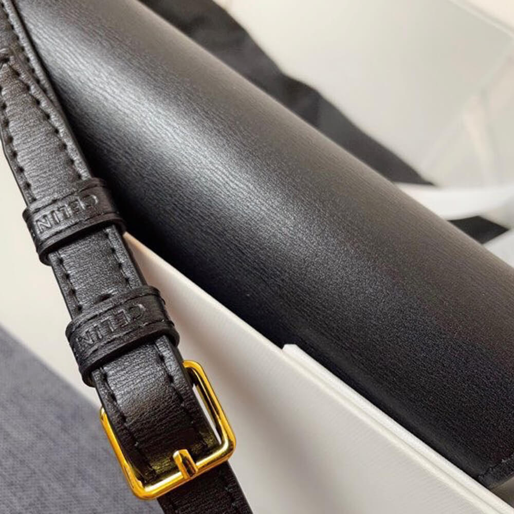 Ce**e triomphe shoulder bag