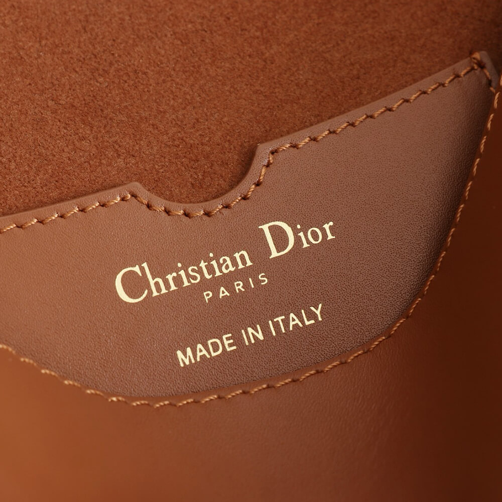 medium D*or bobby bag