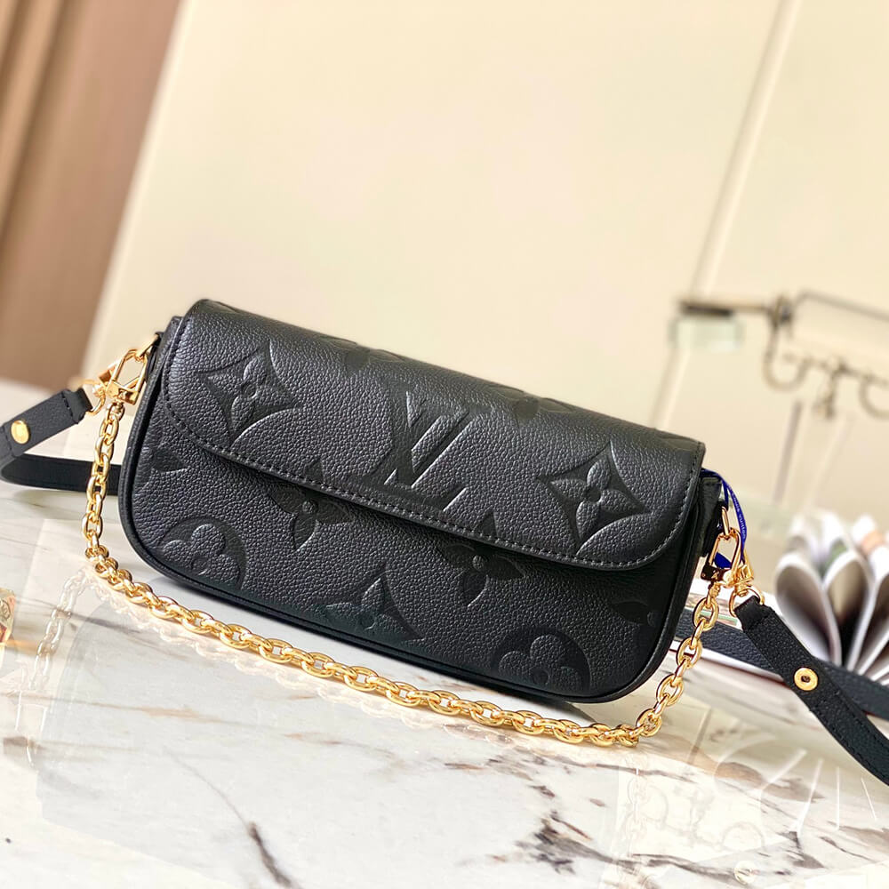 LV Wallet On Chain Ivy