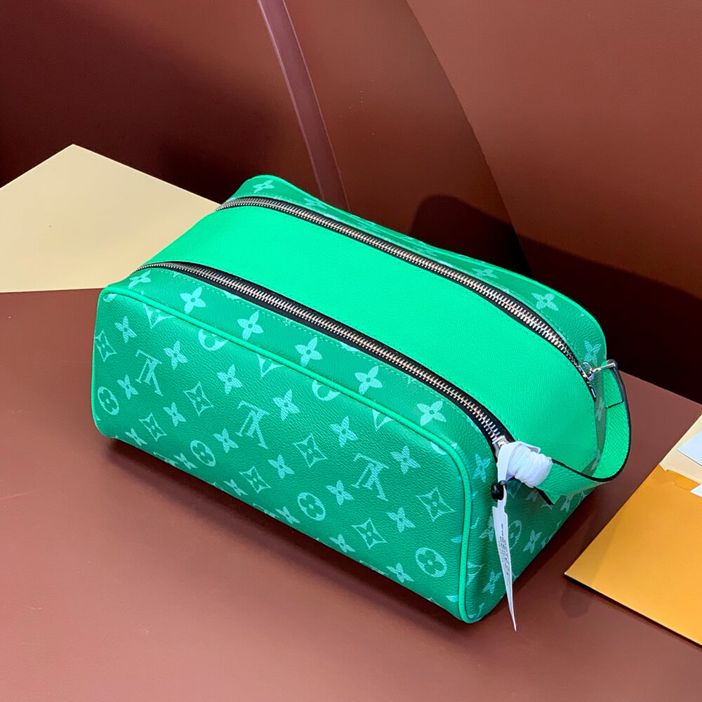 LV Dopp Kit