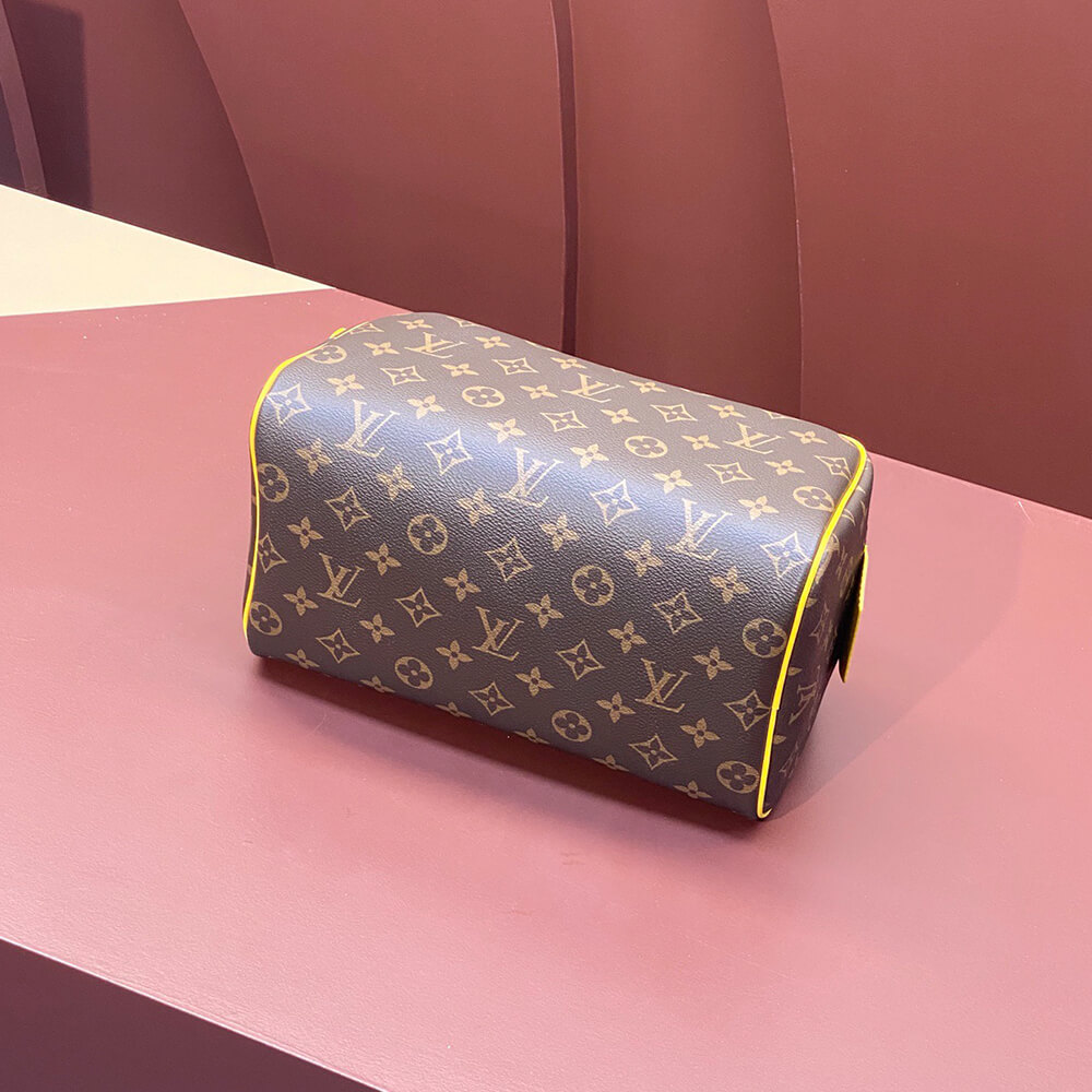 LV Dopp Kit